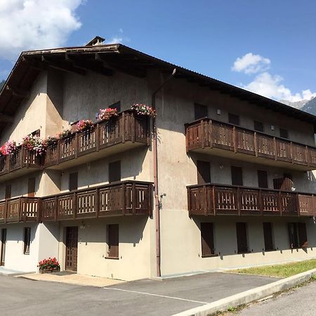 Pinzolocasa Villa Kültér fotó